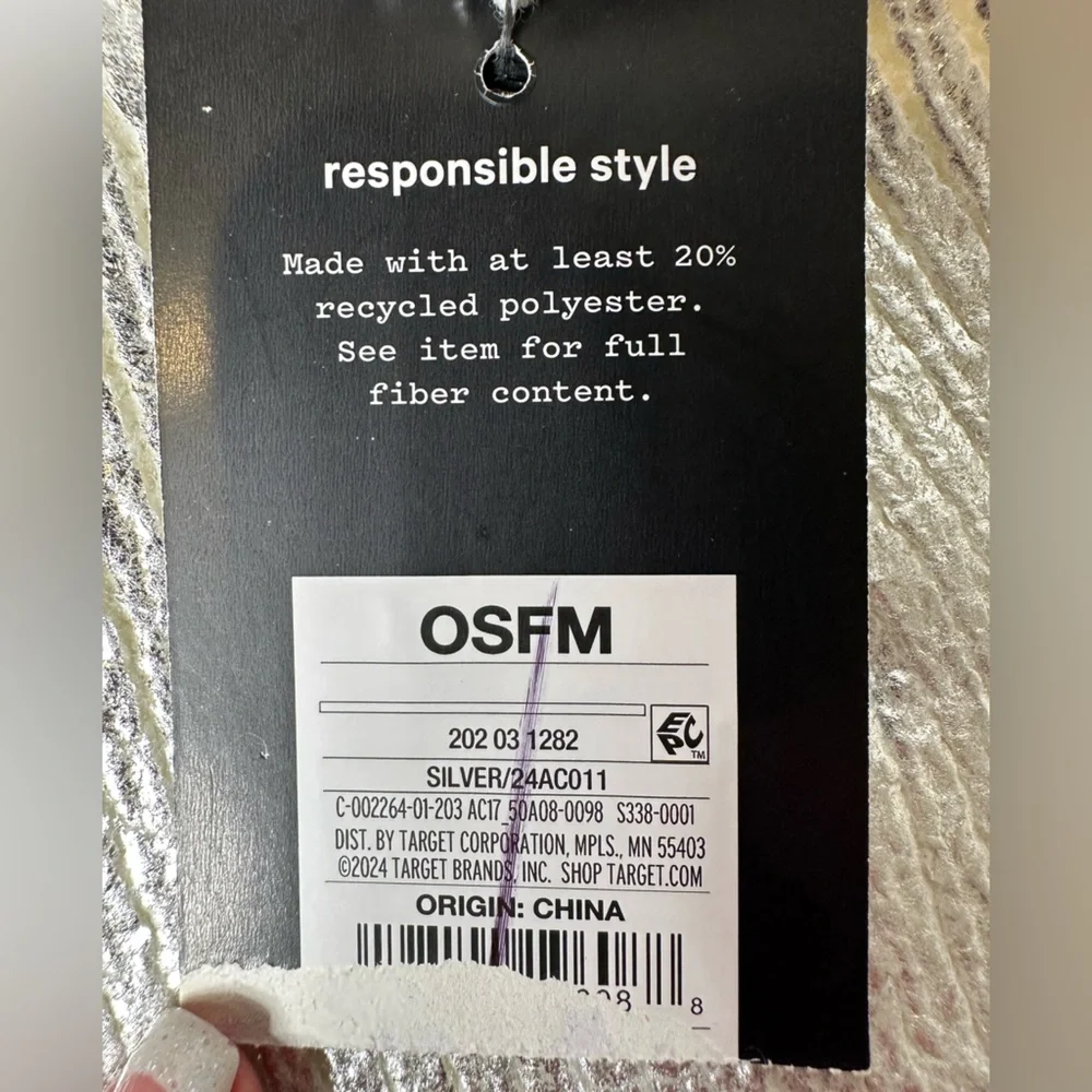 Art Class Silver Metallic Rib‎ Knit Cuffed Beanie Hat OSFM NWT